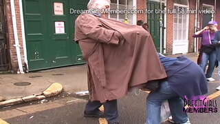 Init Nga Milfs-Igo Sa Mga Kadalanan Alang Sa Mga Lubitos Sa New Orleans